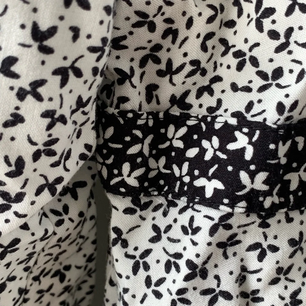 J. JILL Women’s Black & White Ditzy Floral Print Button-down Shirt Blouse Top